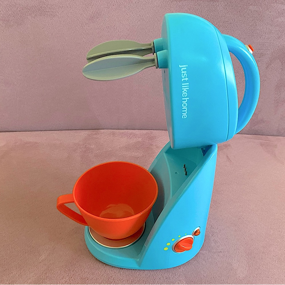 Kids Pretend Kitchen Stand Mixer Toy with Moving Parts and Sound Effects